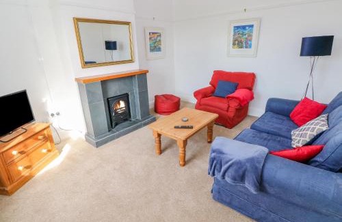 Penycwm House | Bay View Farmhouse