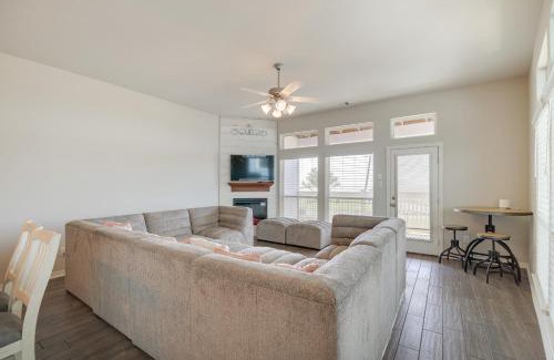 La Porte House | Bay-View La Porte Home Rental Steps to Beach!