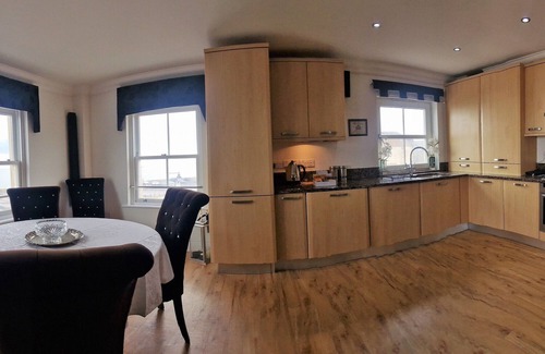 Herne Bay Apartment | Bay View Luxury Penthouse panoramic sea views Sea View Holiday home Herne Bay