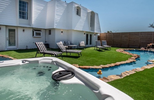 Bay Area House | Bay Views! Private Hot Tub & Lounging Pool