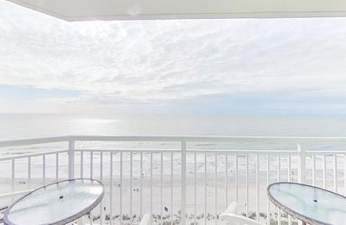 Crescent Beach Hotel | Bay Watch Resort