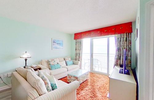 Crescent Beach Hotel | Bay Watch Resort