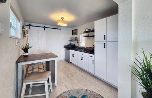 Waldport Apartment | Bayfront Escape at The Retreat! Walk to Everything! Hot Tub!