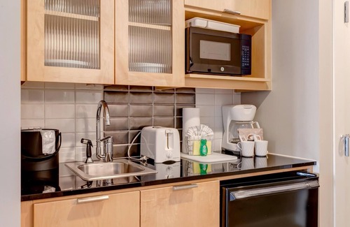 Baytowne Wharf Condo | Bayfront Haven: King Bed, Scenic Views & Sleeper Sofa Retreat at Sandestin Golf and Beach Resort!