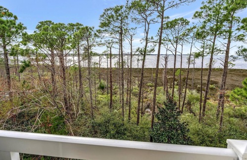 Baytowne Wharf Condo | Bayfront Haven: King Bed, Scenic Views & Sleeper Sofa Retreat at Sandestin Golf and Beach Resort!