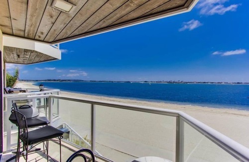 Crown Point Condo | Bayfront - Mission Bay on Sand Panoramic View -Upscale