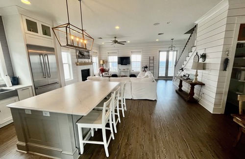 Bay St Louis House | Bayfront! Ultimate sunsets in Bay St. Louis
