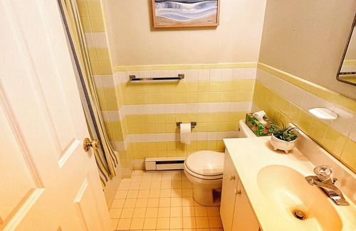 Beach Haven House | BAYFRONT with Beautiful Views and the Best Sunsets in Barnegat Light!
