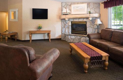 Coeur d'Alene Hotel | Baymont by Wyndham Coeur D Alene