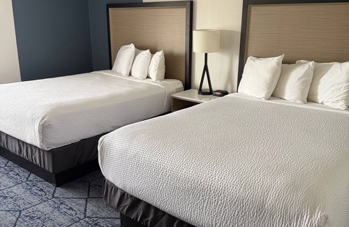 Columbia Hotel | Baymont by Wyndham Columbia, MO