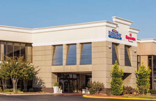Terry Sanford Hotel | Baymont by Wyndham Fayetteville Fort Bragg Area