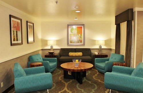 Woodlands Village Hotel | Baymont by Wyndham Flagstaff