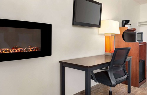 Fort Bragg Hotel | Baymont by Wyndham Fort Bragg
