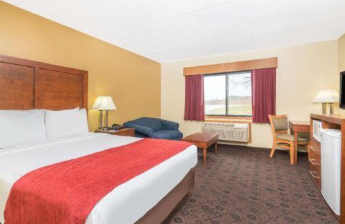 Kasson Hotel | Baymont by Wyndham Kasson Rochester Area
