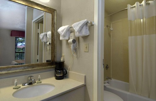 Mobile Hotel | Baymont by Wyndham Mobile/I-65