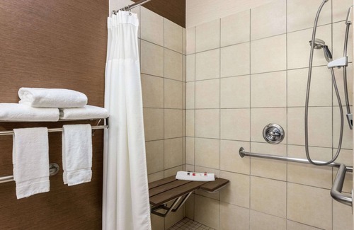 South Tulsa Hotel | Baymont by Wyndham Tulsa