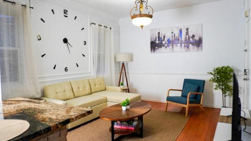 Bayonne Apartment | "Bayonne Escape, Free Parking & NYC Nearby"