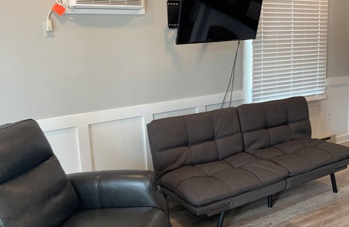 Little Salisbury Condo | Bayside Canal condo in Mid-Town Ocean City, MDnPets Welcome, No pet fee!