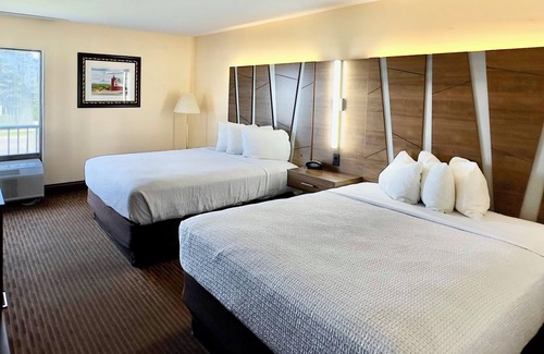 Mackinaw City Hotel | Bayside Hotel of Mackinac