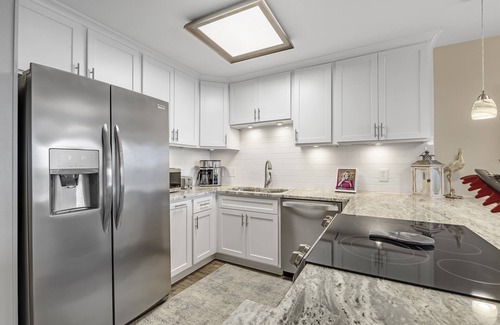 Gulf Shores Condo | Bayside Relaxation | Docks, Outdoor Pool Gulf Shores | My Beach Getaways