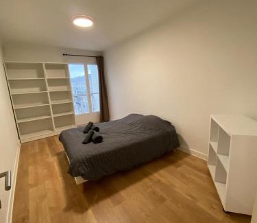 La Celle-sous-Gouzon Apartment | BayView