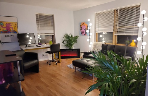 Bay View Apartment | Bayview - MKe's trendiest area