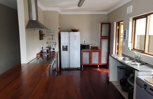 Umdoni House | Bazley beach High rocks