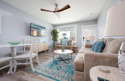 Jacksonville Beach Apartment | Be A Nomad - Oceanfront Entire 4 Unit - Group Family