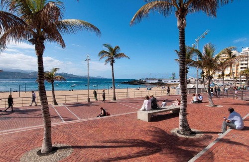 Las Palmas de Gran Canaria Apartment | Beach Apartment Nautilus 8D by VillaGranCanaria