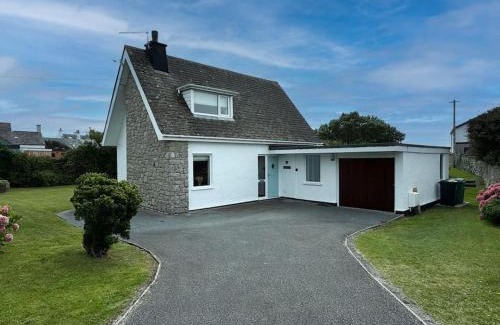 Trearddur Bay House | Beach Access-Ynys Cartref-4-Bed