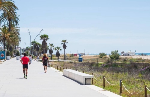 Castelldefels Apartment | Beach apartment IV Coeur de Plage with A/C & Wi-Fi
