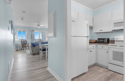 Caswell Beach Condo | Beach Birds: Oceanfront Condo with Excellent Views