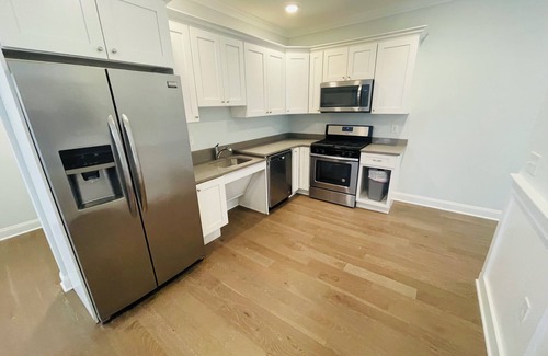 Townsend's Inlet Condo | Beach Block Southend of Sea Isle The Cove