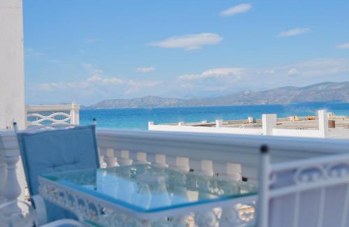 Korithion House | Beach Blue Villa - Luxury Escape by the Sea, Sleeps up to 8