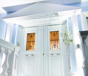 Korithion House | Beach Blue Villa - Luxury Escape by the Sea, Sleeps up to 8