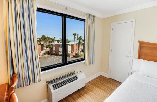 Litchfield by the Sea Apartment | Beach Bound 3rd Floor Resort View Lodge Room