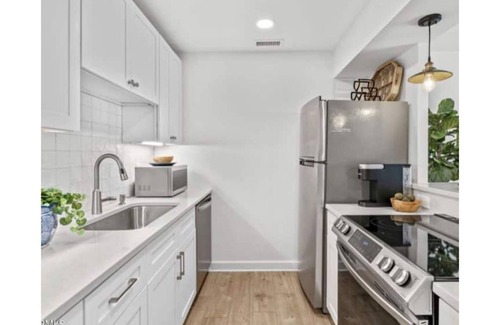 North Carolina Coast Apartment | Beach Bungalow 1 block to the beach! Pool