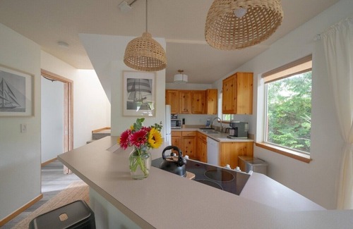 Tolovana Park House | Beach Bungalow 4 - 700ft to Beach - Dogs Ok!