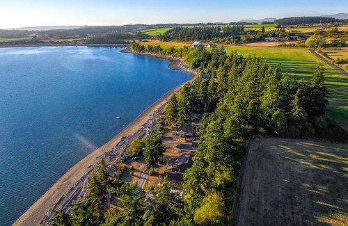 Camano Island Cabin | Beach Bungalow Close to Sundin Beach – North End of Camano Island