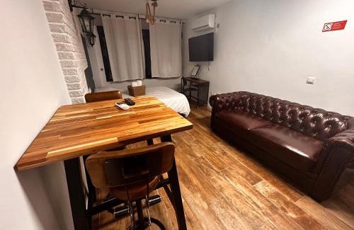 La Linea de la Concepcion Apartment | Beach, City & Gibraltar: Small Studio
