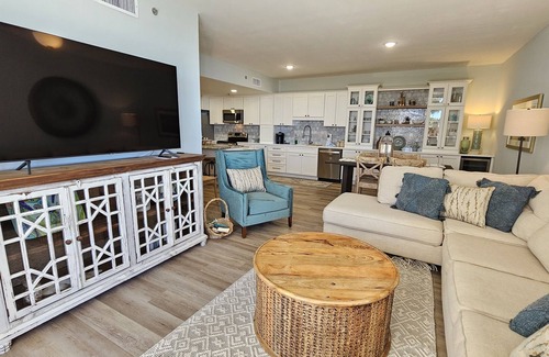 Fort Morgan Condo | Beach Club A402 K/FF/Sofa Sleeper Direct Gulf View - WiFi - Sleeps 8