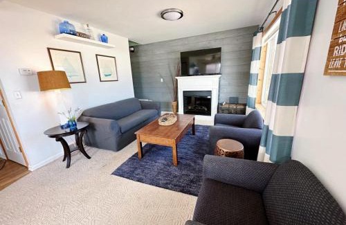 Oscoda House | Beach Club of Oscoda Beach House on Lake Huron