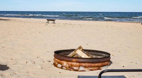 Oscoda House | Beach Club of Oscoda Beach House on Lake Huron