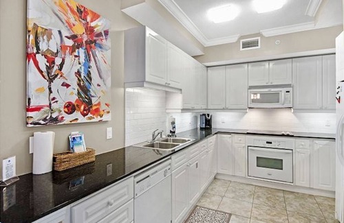 Navarre Beach Condo | Beach Colony Resort West 11C - 3BR/3BA Gulf Front w/Beach Chair Service