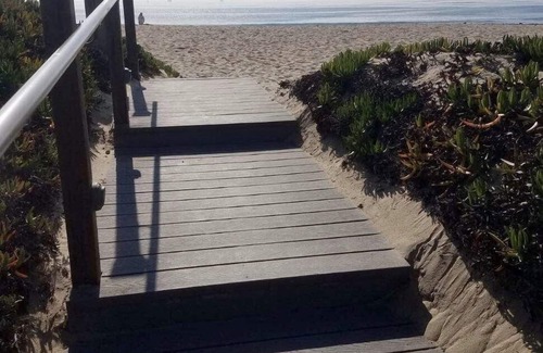 Carpinteria Condo | Beach Condo in Los Meganos, Carpinteria