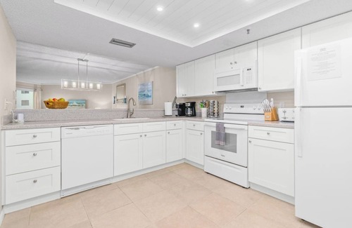 Indian Shores Apartment | Beach Cottage 1214 Indian Shores, Gulf Front 3BR 2BA, Htd Pool Hot Tub Sleeps 11