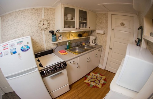 Historic Downtown Manteo Cottage | Beach cottage in the heart old town Manteo 0BX. welcome