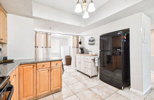 Indian Shores Condo | Beach Cottages Ocean & Pool View Condo!