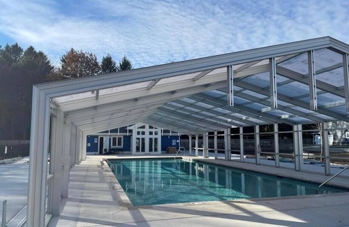 South Haven House | Beach Daze - 3 Baths, 4 Bedrooms, 5 Stars AND A NEW POOL!