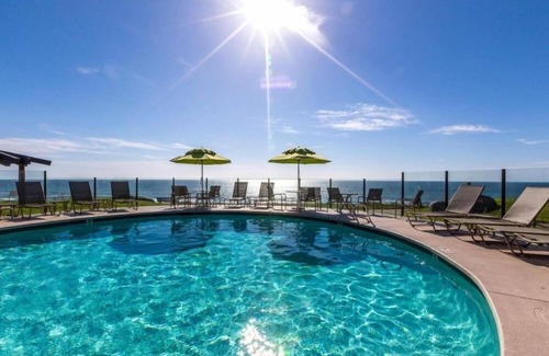 Del Mar Condo | Beach Front 1BR Condo with Pool & Garden Wave Crest at Del Mar
